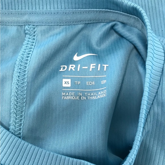 Nike Sky Blue Dry Tank Top Crop Twist - Picture 6 of 8